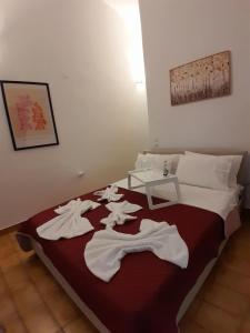 Grandmas Pine Apartments