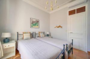 Lumineux 2 chambres, CARRE DOR-COEUR DE CANNES A2B196