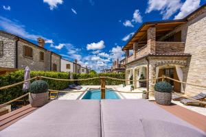 E-villa Vintage Istria with heated and covered pool