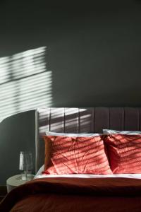 Large city sanctuary with fireplace