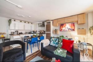 2BED Brick Lane residence Urban Escape