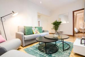 Espiritu Santo 39, 1º Izq