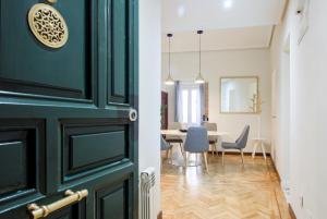 Espiritu Santo 39, 1º Izq