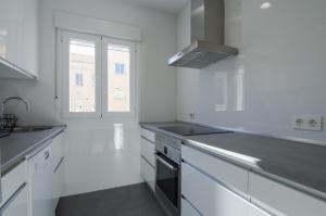 2 bedrooms 2 bathrooms furnished - Bernabeu - Business area with terrace - Minty Stay