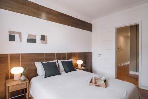 Barnett - 2 bedrooms and balcony in Campolide