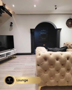 Luxury 4 Bed Room House, Heathrow