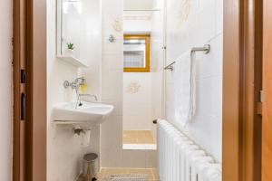 BNB Grand Forest Escape