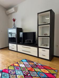 Celebrity Apartments