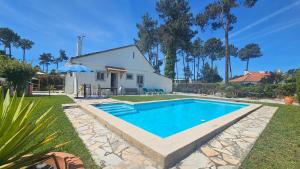 Casinha; Piscina Praia Lisboa