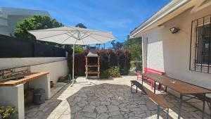 Casinha; Piscina Praia Lisboa