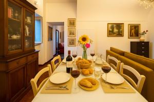 San Martino Suite - 2 bedrooms, 2 bathrooms, private garage