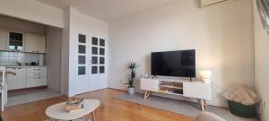 Apartment Mia sea view apartment