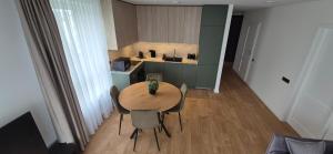 NEW Bright & Stylish 2BR apt