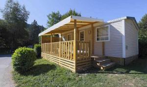 Campings Camping 4 etoiles - Parc aquatique - efah0b : photos des chambres
