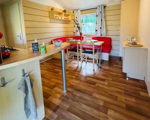 Campings Camping 3 etoiles - ccaiddd : photos des chambres