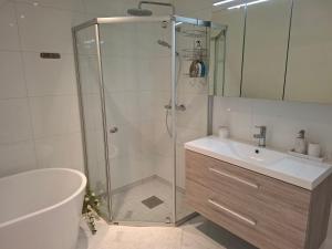 Close to the Airport and Trondheim