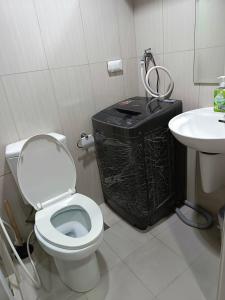 Mall Of Asia Staycation Shell Residences Tower D