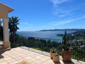 B&B / Chambres d'hotes La Bastide d-Aiguebelle : photos des chambres