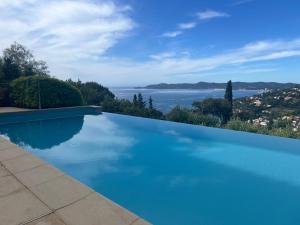 B&B / Chambres d'hotes La Bastide d-Aiguebelle : photos des chambres