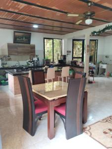 La Casa De Los Sueños Colombia Hostel Campestre de Bienestar meditación naturaleza