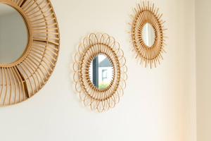 Modern Open plan family home + Balcony & BBQ area