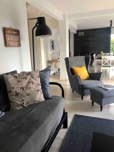 Maisons de vacances Maison proche du lac et ocean avec Jacuzzi privatif : photos des chambres