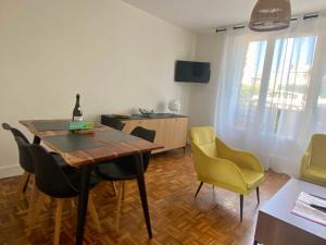 Appartements Beau T3 a proximite du centre, 2 ch, 3 lits : photos des chambres