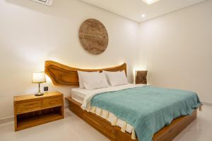 Mirragold Villa - Sun, Pool and Views - Brand New 3BDR Villa