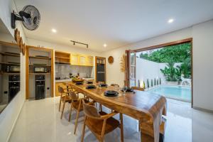 Mirragold Villa - Sun, Pool and Views - Brand New 3BDR Villa