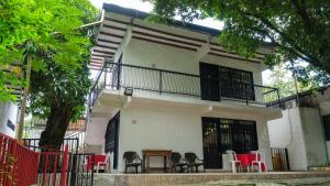 Centro Recreacional Villa Clarita