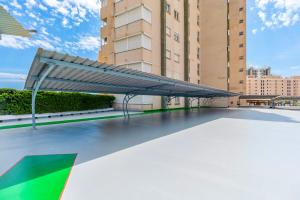 Apolo XI, Calpe, Modern Holiday Apartment, Sea view, Pool, 100m to Beach!