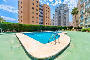 Apolo XI, Calpe, Modern Holiday Apartment, Sea view, Pool, 100m to Beach!
