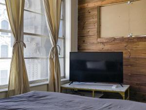 The Downtown Factory Loft