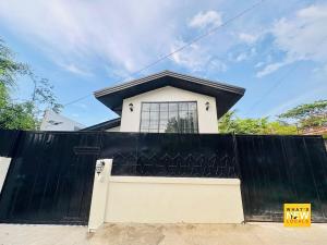 Upper East Inn- Bacolod