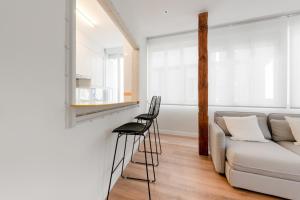 Refurbished and bright-Pool-1Bed 1Bath-Chueca