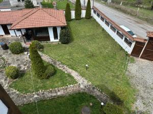 TRIIBRIA Guest house