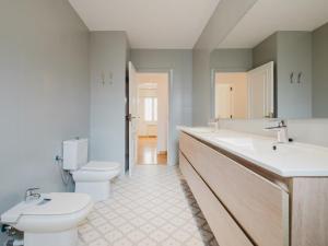 Large townhouse in St Cugat