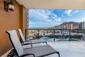Spacious Copala Condo Ocean View & Resort Access