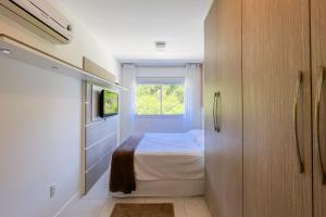 Conforto e Piscina a 400m da Praia de Palmas! 0182