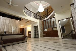 EZ-stay Villa