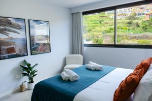 New 3 Bedroom Luxury Family Apartment - Airco, King Size Beds, Fully equipped kitchen, Balcony, Washingmachine, 2 bathrooms, Free parking, Fast Internet, 142m2