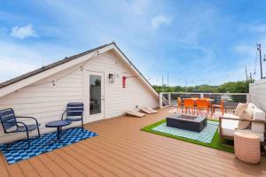 Large Full Home - 10 min Broadway 16ppl 10 Beds