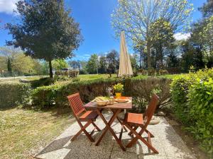 Vivi la Toscana con Piscina e Giardino
