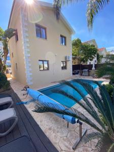 Villa Marianna with heated pool