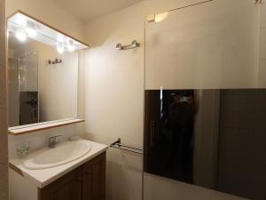 Appartements Residence Neige Et Golf - Front de neige, plein sud, grande terrasse face aux pistes ! MAE-6303 : photos des chambres