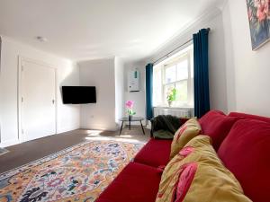 BridgeView Central Cambridge with Parking Off Site F6