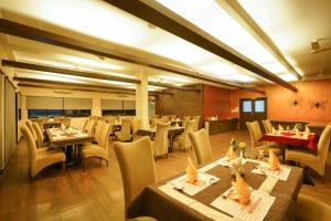 Super Townhouse Mookkannoor Tourist Home