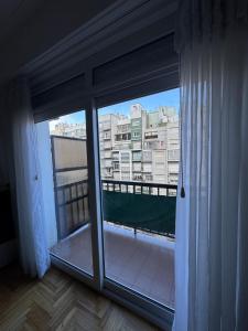 espacioso y luminoso Plaza Colón