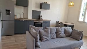 T2 calme à 11 minutes des Remparts - Wifi Parking