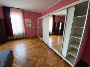 Apartament la Casa Ralu